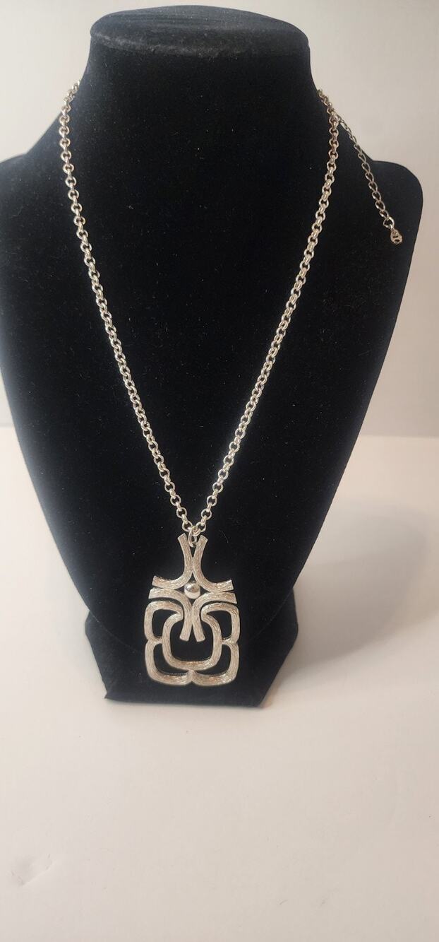 Avon Mayan Collection Necklace